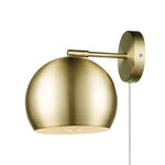 1 light matte brass wall sconce