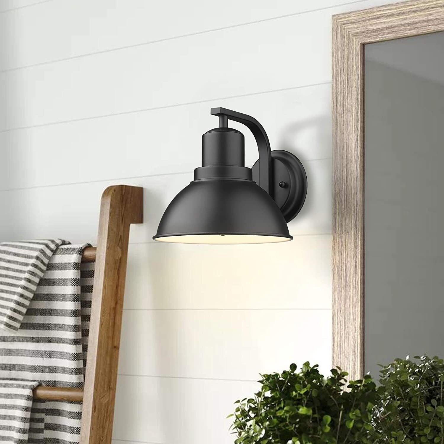 Industrial wall mount lamp light fixture black arm wall sconce