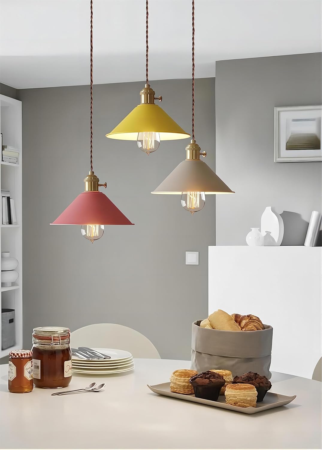 Modern hanging light yellow pendant light bronze alloy steel, iron kitchen light