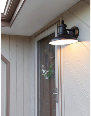 Single barn wall light fixture with bronze finish